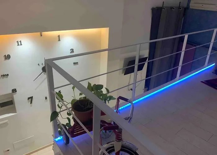 Small Mezzanine Colosseo Apartamento *